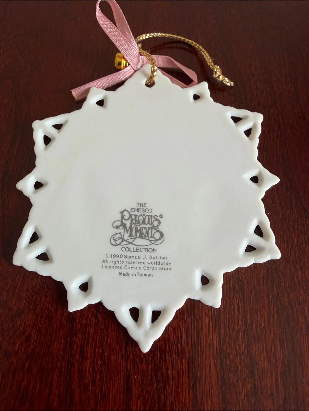 Vintage 1990 Precious Moments Enesco 4Pc Porcelain Snowflake Christmas Ornaments